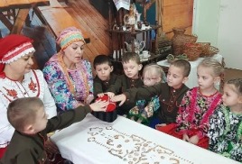 Что нам стоит курень построить!