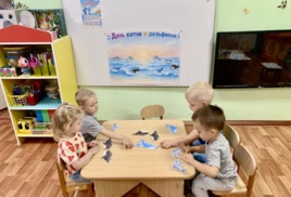 Международный день китов и дельфинов.